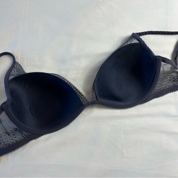 Victoria's Secret Women's 34DD Incredible Plunge Bra Navy Blue Lace Dainty - Picture 4 of 8
